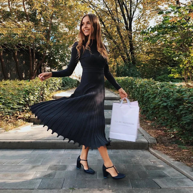 W&W Mode | Geripptes Langarm-Plisseekleid