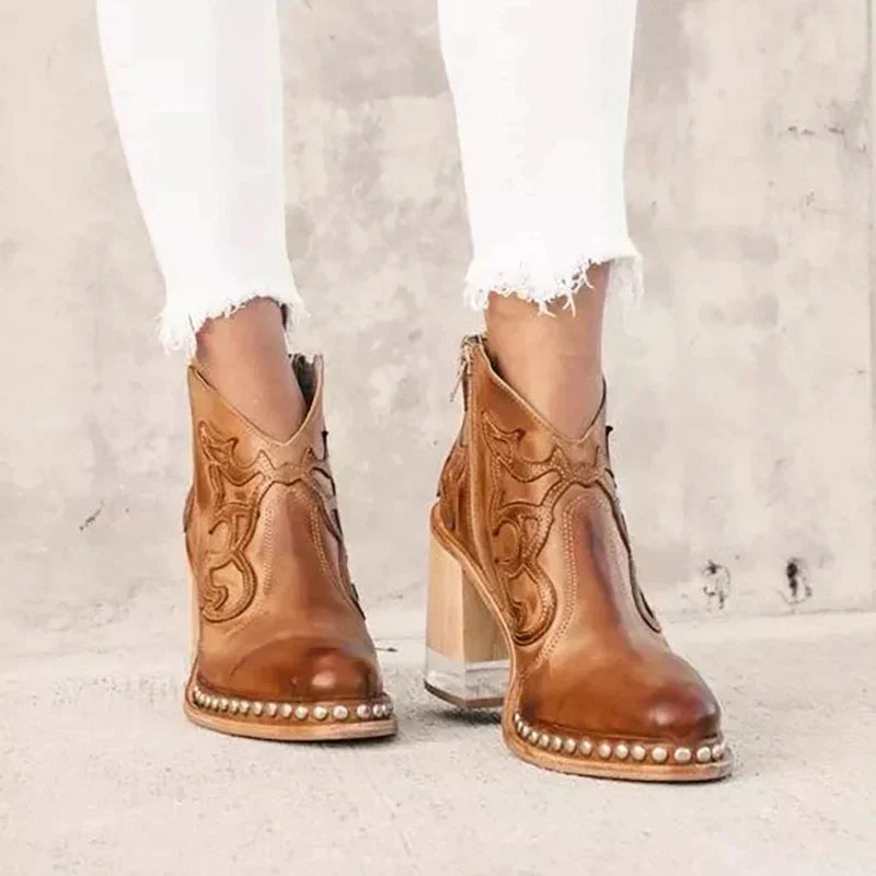 WW | Norwich Bestickte Lederstiefel
