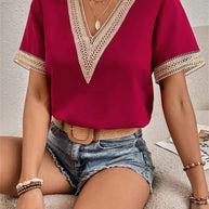 WW | V-Ausschnitt-Top im eleganten Stil