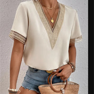 WW | V-Ausschnitt-Top im eleganten Stil