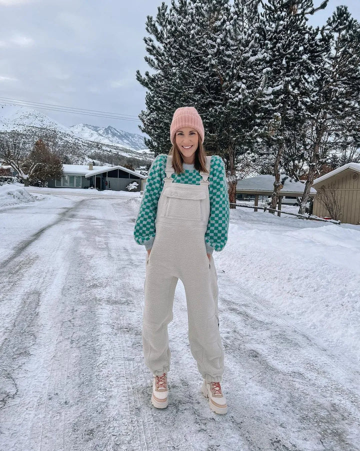 Damen Latzhose aus warmem Polarfleece mit verstellbaren Trägern