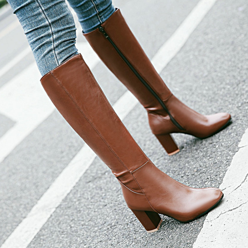WW | Luxus Reißverschlussstiefel Für Einen Stilvollen Statement Look