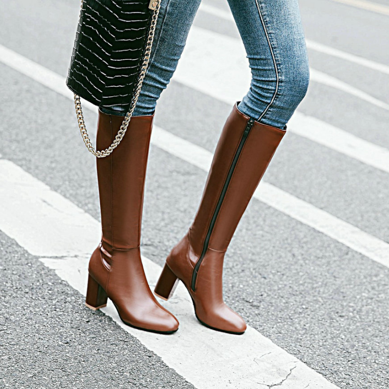 WW | Luxus Reißverschlussstiefel Für Einen Stilvollen Statement Look