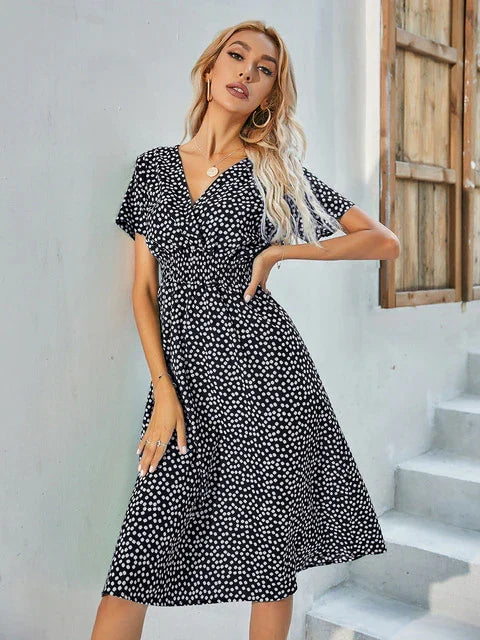 W&W Mode - Kurzärmeliges A-Linie Kleid