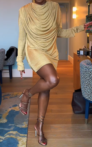 WW | Atemberaubendes Goldenes Anlasskleid