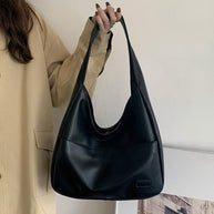 WW | ️elegante Lederschultertasche