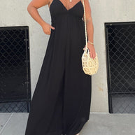 WW | Jumpsuit mit V-Ausschnitt und Breiten Trägern