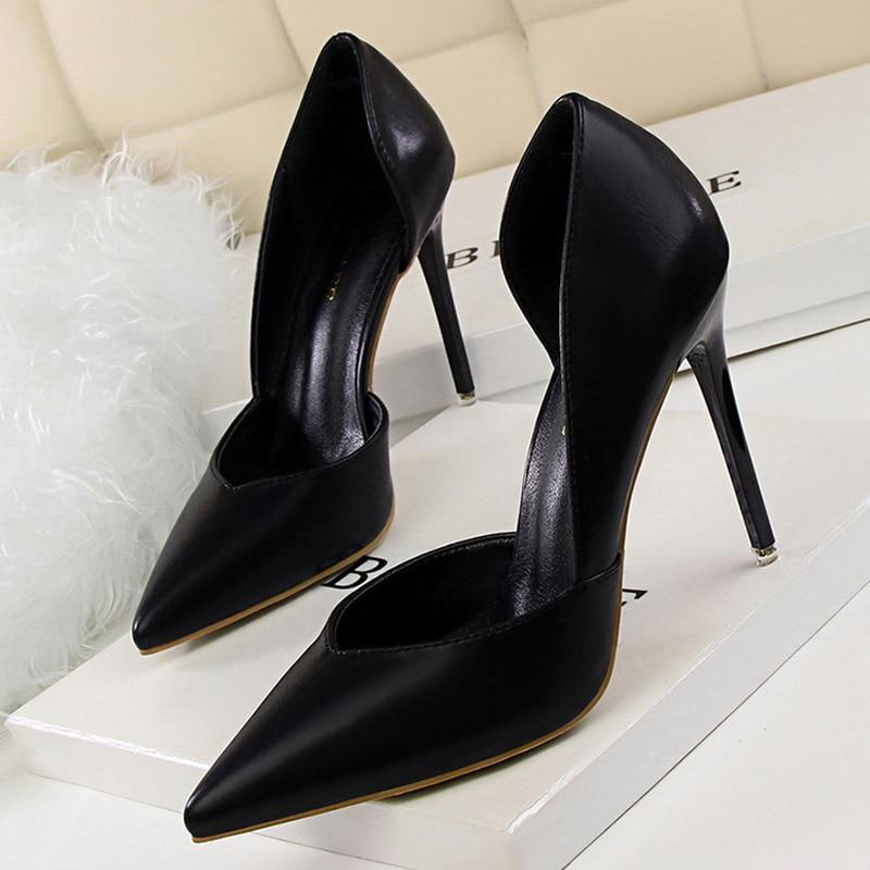 WW | Elegante High Heel Pumps