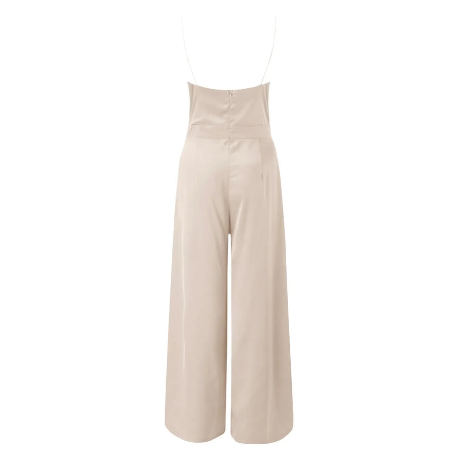 Schicker Anzug mit Schulterpolstern