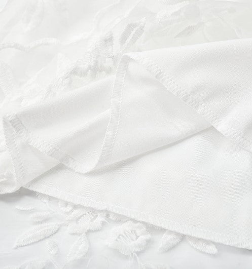 W&W Mode | Elegantes Cocktailkleid für Besondere Anlässe.