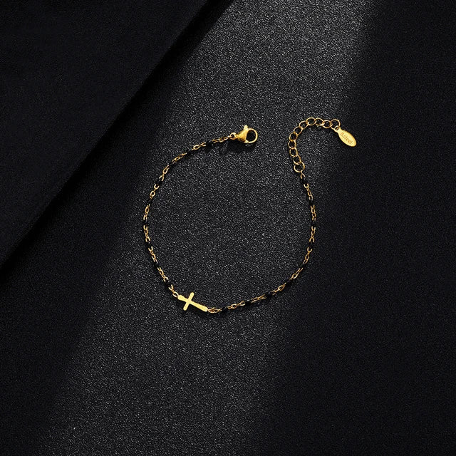 W&W Mode | Goldfarbene Kreuzarmband