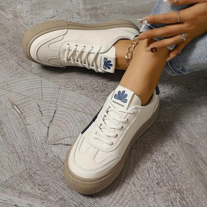 WW | Turnschuhe, Dicke Sohle, Schnürsenkel, Low Top Sneaker, Skate Schuhe