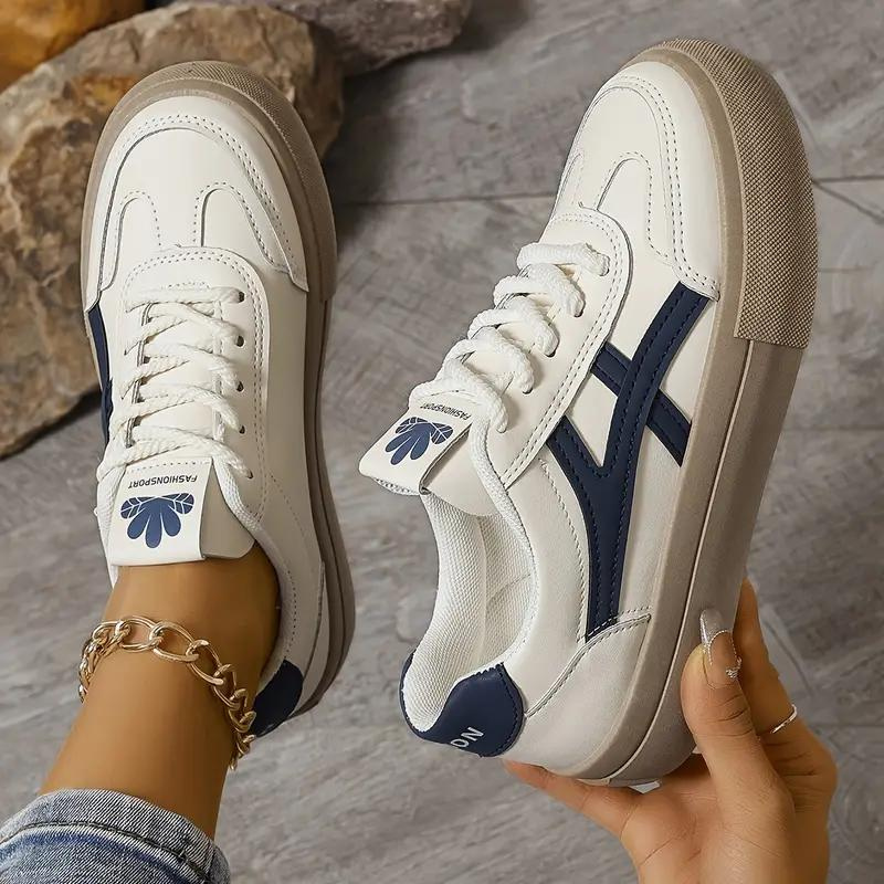 WW | Turnschuhe, Dicke Sohle, Schnürsenkel, Low Top Sneaker, Skate Schuhe