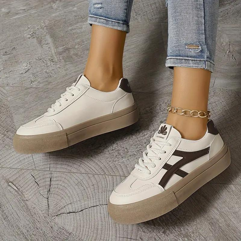 WW | Turnschuhe, Dicke Sohle, Schnürsenkel, Low Top Sneaker, Skate Schuhe