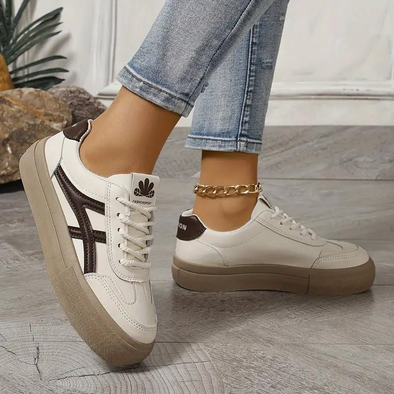 WW | Turnschuhe, Dicke Sohle, Schnürsenkel, Low Top Sneaker, Skate Schuhe