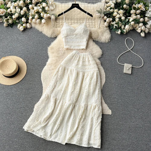 WW | Elegantes Zweiteiliges Set mit Spitzenoberteil und Gestuftem Rock