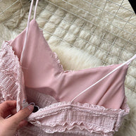 WW | Elegantes Zweiteiliges Set mit Spitzenoberteil und Gestuftem Rock