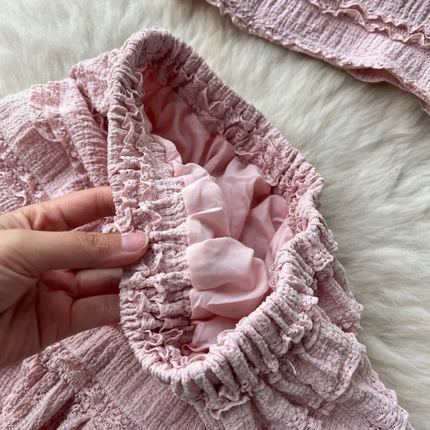 WW | Elegantes Zweiteiliges Set mit Spitzenoberteil und Gestuftem Rock