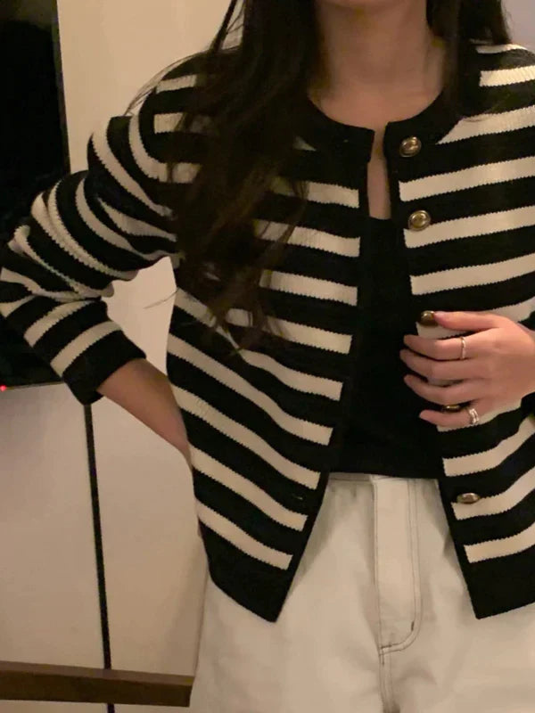 Gestreifte magische Langarmjacke