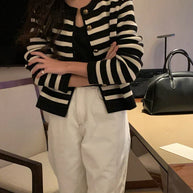 Gestreifte magische Langarmjacke