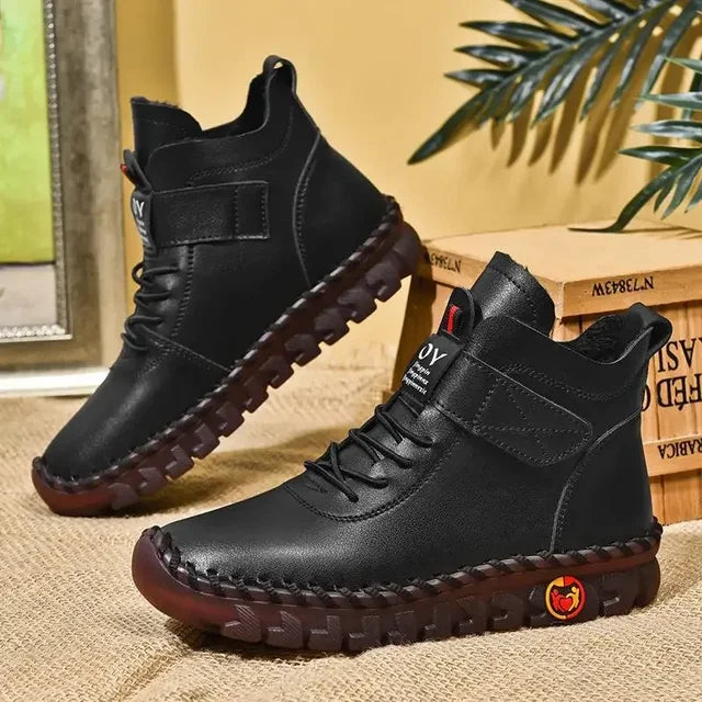 W&W Mode | Halbhohe Lederschuhe für Damen