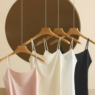 WW | V-ausschnitt Spaghetti Top