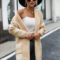 Lange Strickjacke | Warm karierter Cardigan für Frauen