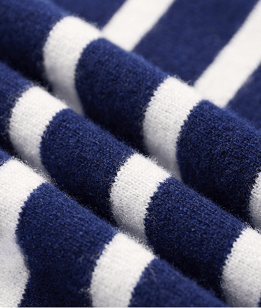 WW | Gestreifter Pullover mit Rundhalsausschnitt