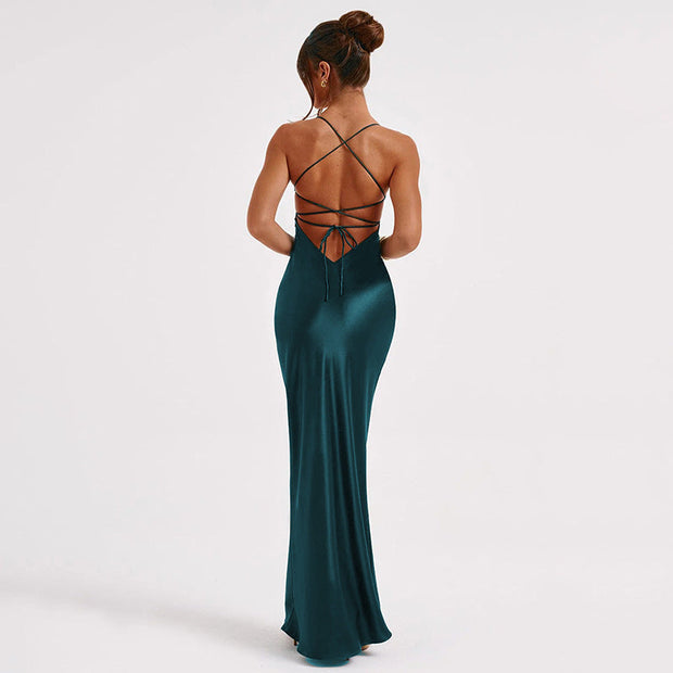 WW | Spaghetti-Träger Kleid aus Seidig-Material mit Maxi-Saum