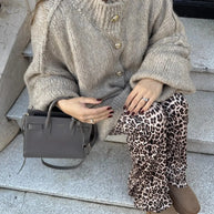 WW | gestrickte Damen Strickjacke mit hohem Kragen und weitem Schnitt