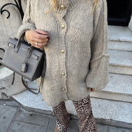 WW | gestrickte Damen Strickjacke mit hohem Kragen und weitem Schnitt