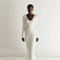 WW Strickkleid | Modernes Langarm-Damenkleid mit V-Ausschnitt