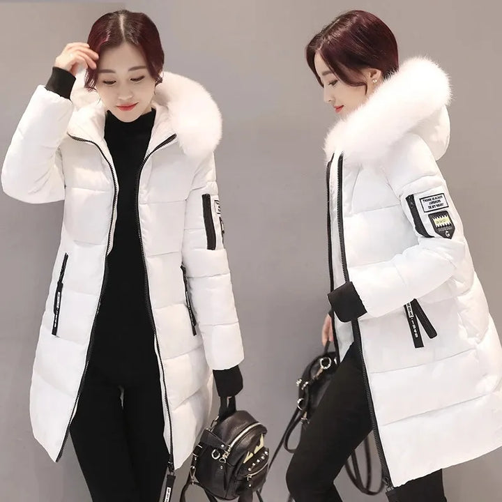 Damen-Steppjacke mit Kapuze und großem Pelzkragen