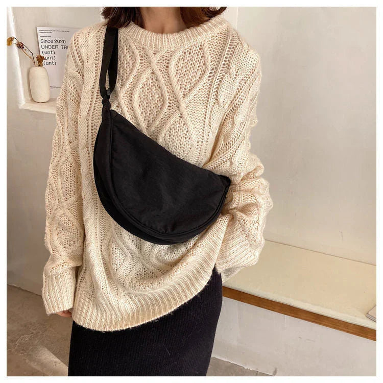 W&W Mode | Stilvolle Half Moon Crossbody Tasche