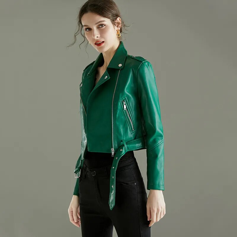WW - Damen grüne Kunstleder Bikerjacke für eine mutige Kante