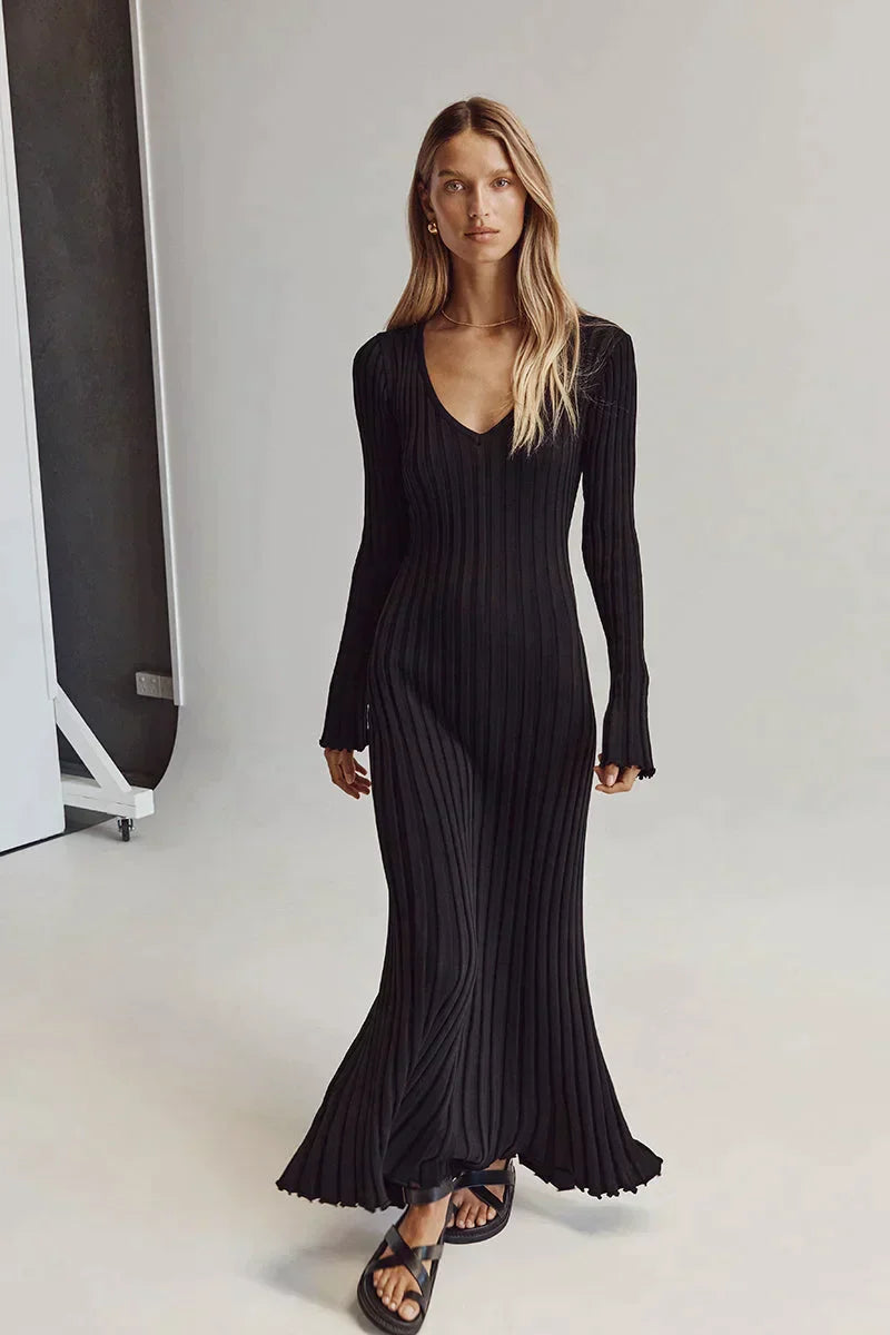 WW Strickkleid | Modernes Langarm-Damenkleid mit V-Ausschnitt