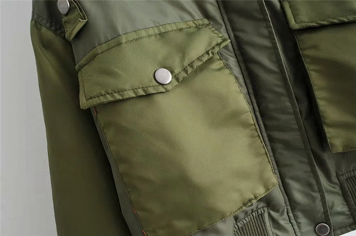 W&W Mode | Kurzgeschnittene Utility Bomberjacke mit Aufgesatzzten Taschen und Reißverschlussärmel