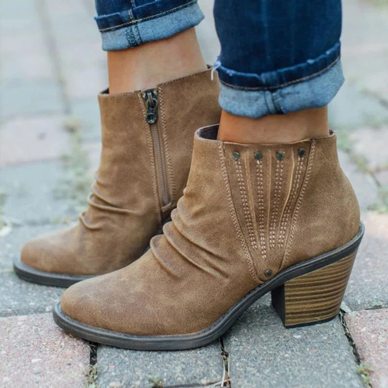 W&W Mode | Maßgeschneiderte unterstützende orthopädische Stiefel