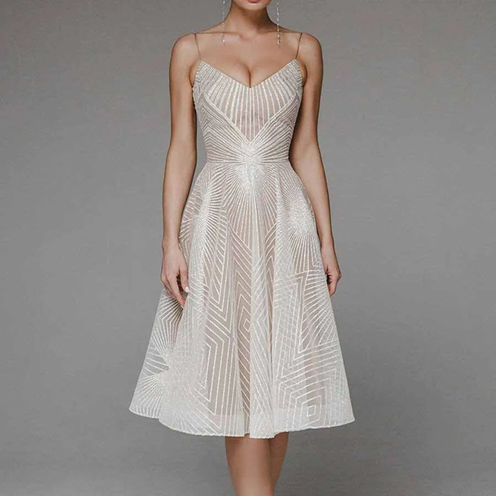 WW | Elegantes Kleid mit Offenem Rücken