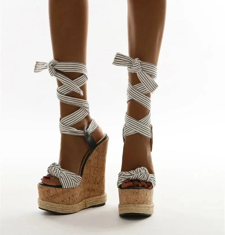 W&W Mode | Verwickelte Lügen Pumpe Sandalen