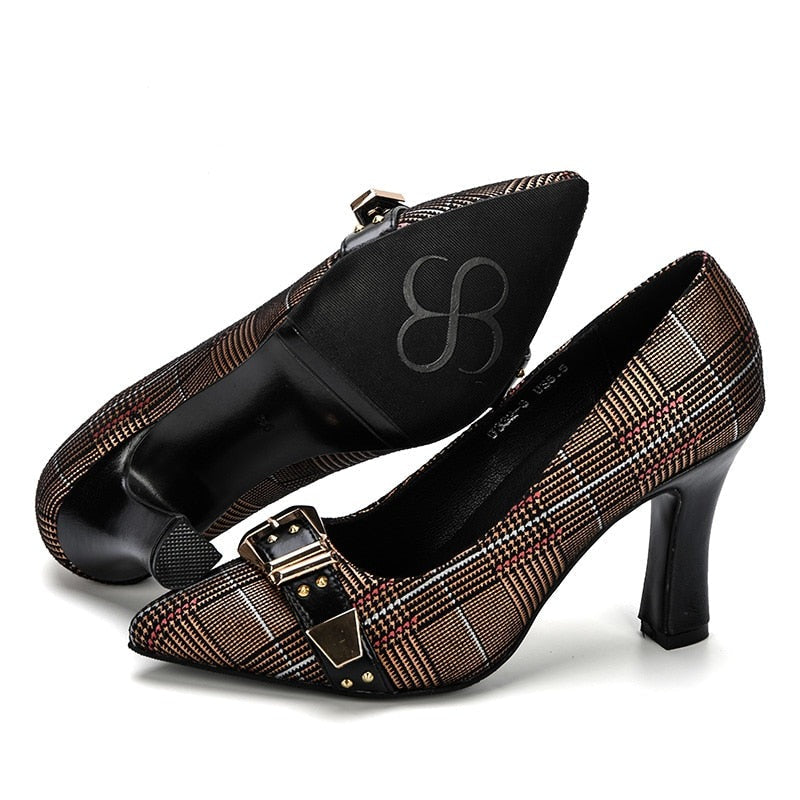 WW | Geflüsterte Versprechen Pump Schuhe