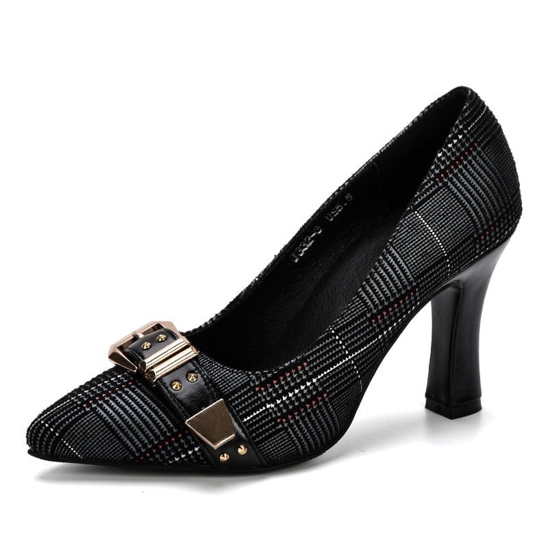 WW | Geflüsterte Versprechen Pump Schuhe