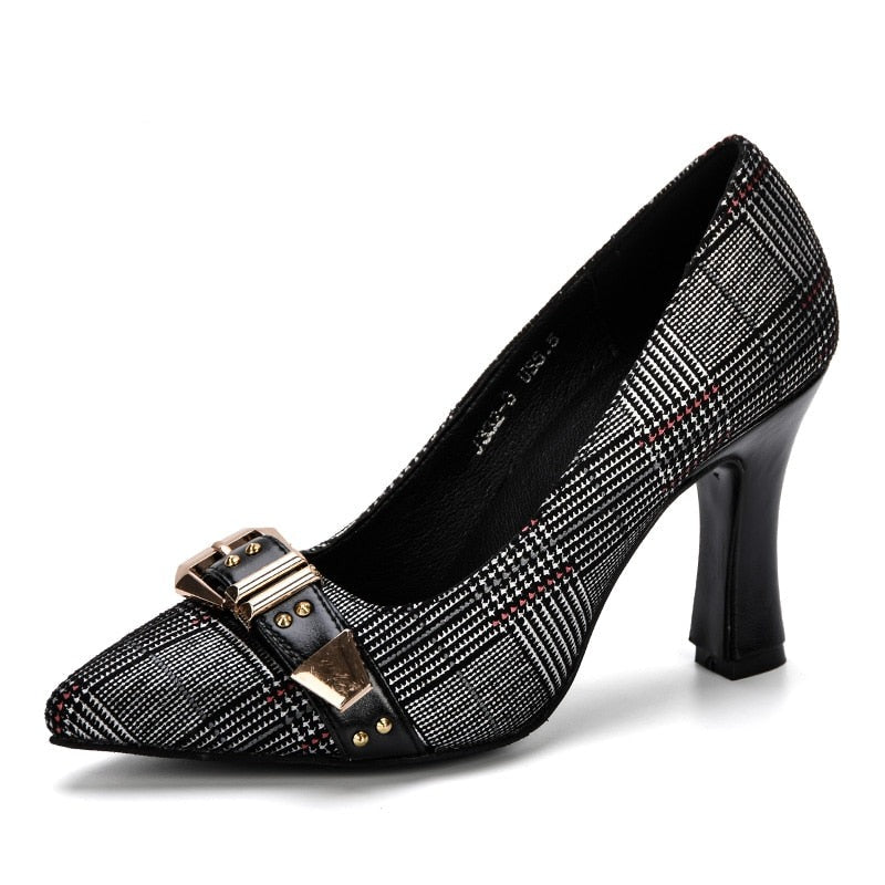 WW | Geflüsterte Versprechen Pump Schuhe