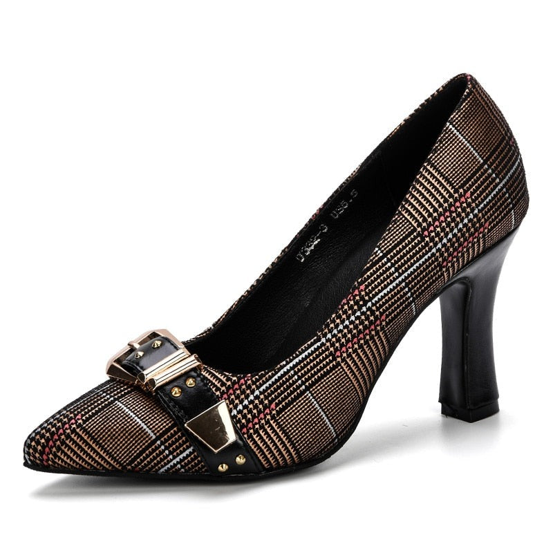 WW | Geflüsterte Versprechen Pump Schuhe