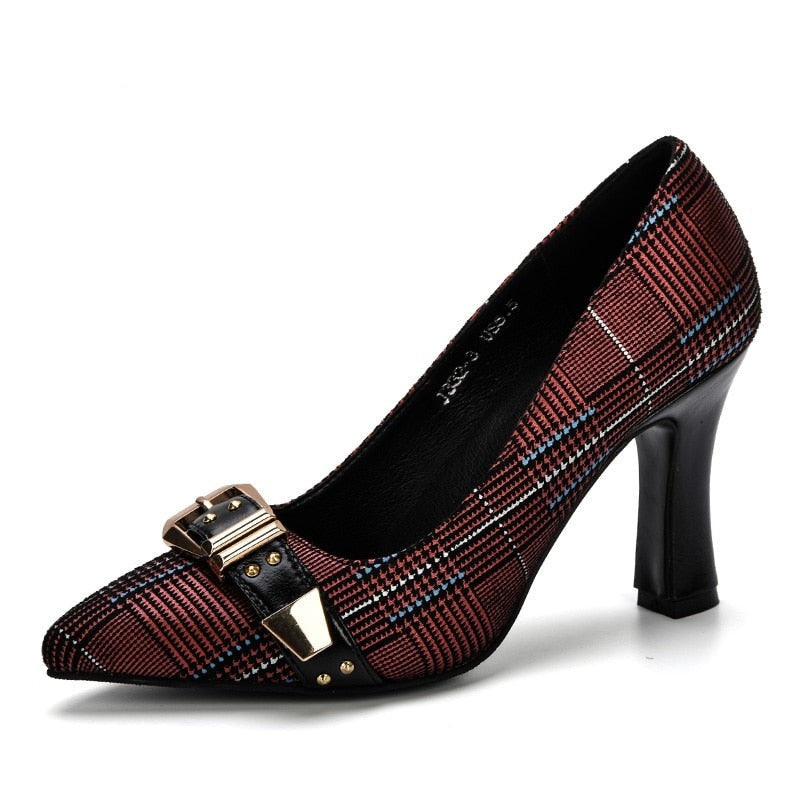 WW | Geflüsterte Versprechen Pump Schuhe