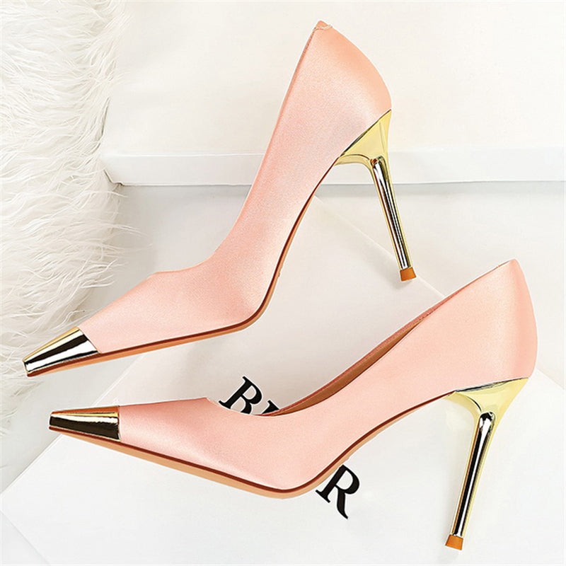 WW | Bleeding Love High Heels Schuhe