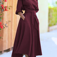 WW - Kleid mit Schnürung und Laternenärmeln