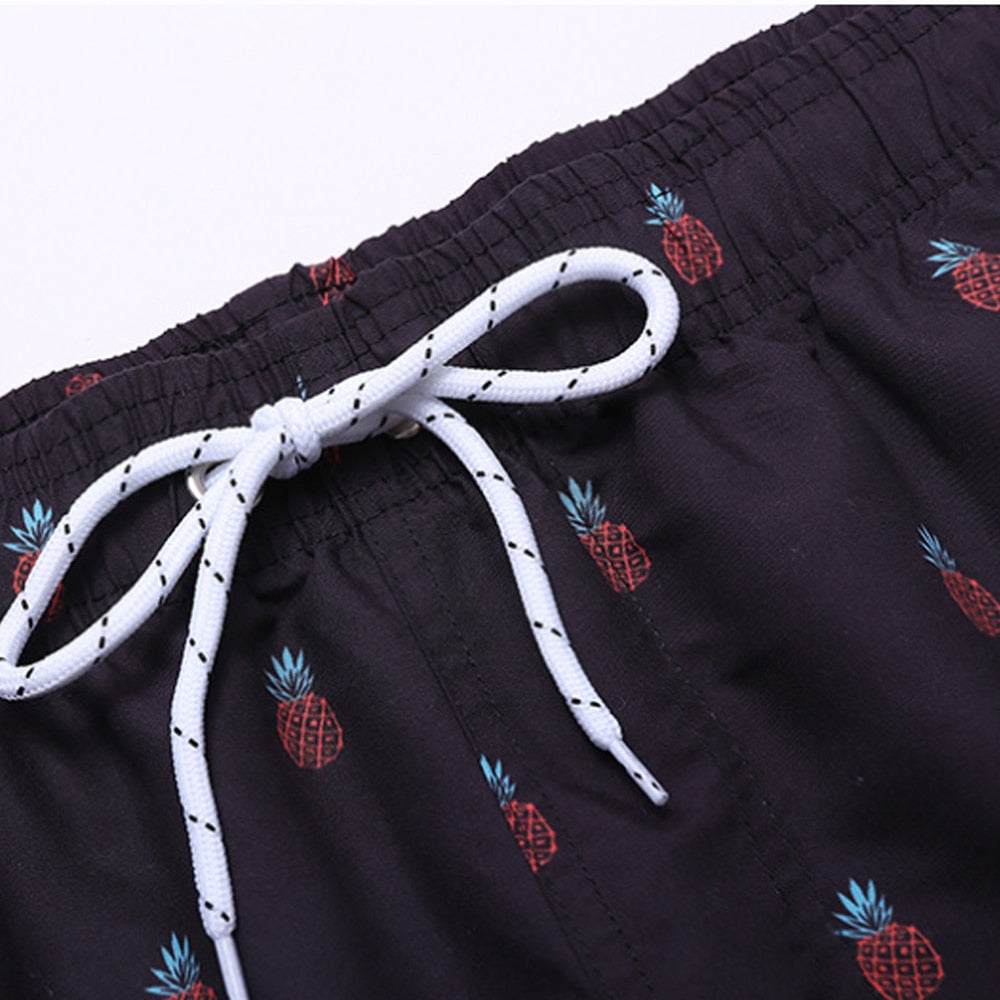 Herren Badehose mit auffälligem Muster