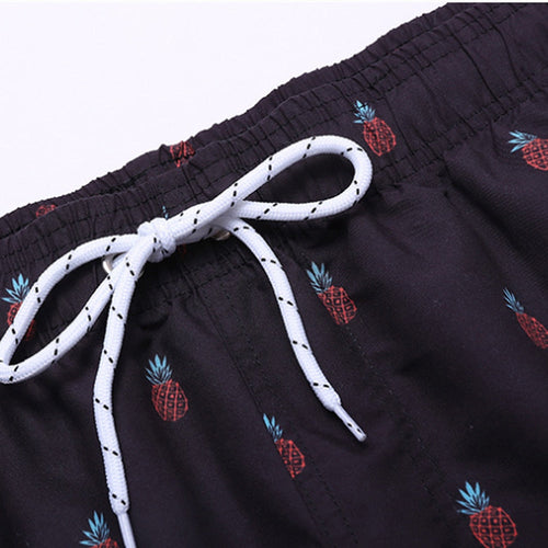 Herren Badehose mit auffälligem Muster