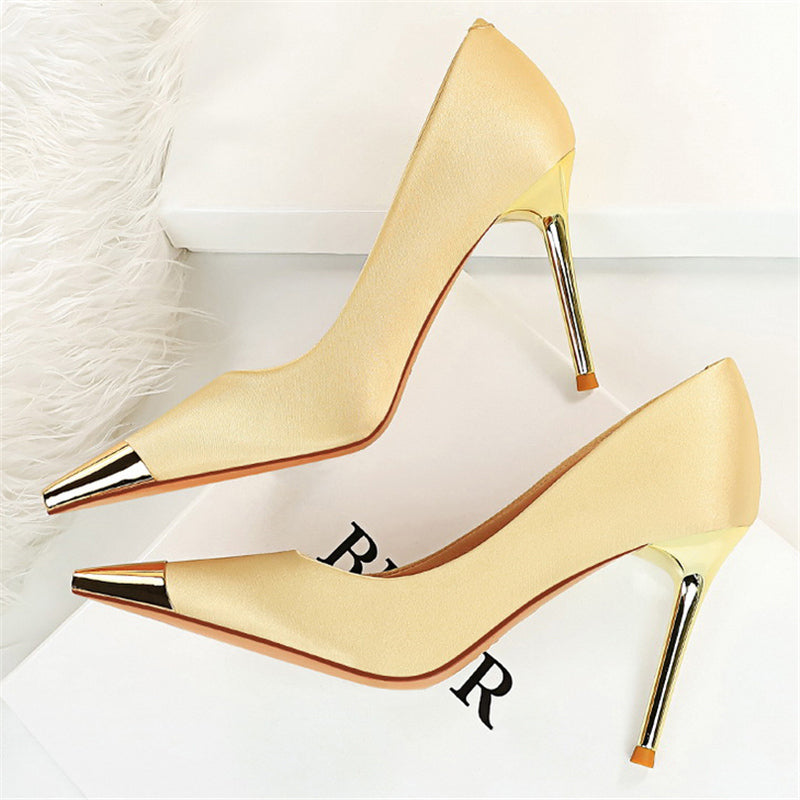 WW | Bleeding Love High Heels Schuhe